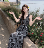 Vintage Fashion Black Floral Print Design Beach Holiday A-line Halter Dress HZ1024